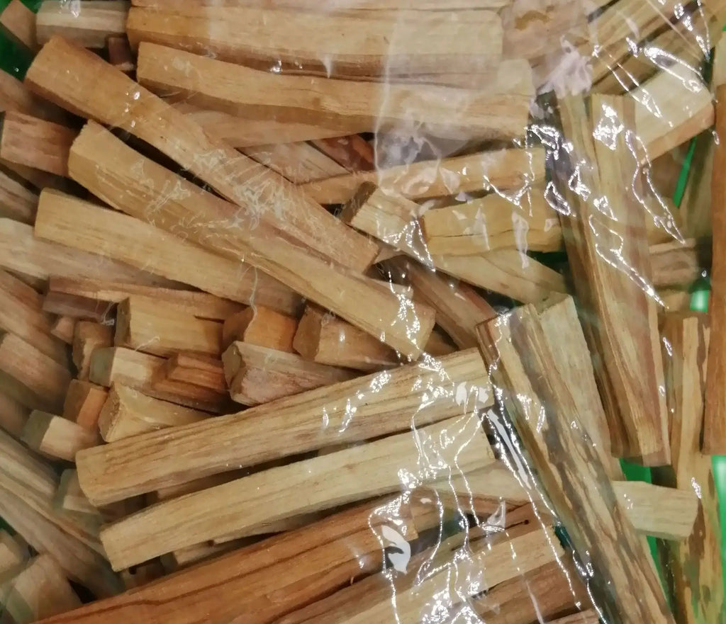 Natural Palo Santo Peru to burn, eliminate bad energy to promote harmony in the home collected in the jungle sacred wood aromatherapy Spa, harmonize environments, brusella gravelons various weights