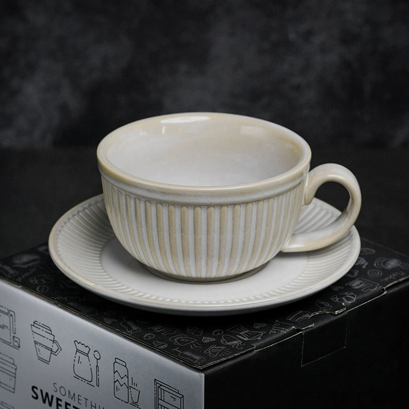 Retro European-Style Glazed Ceramic Coffee Cup Cappuccino Latte Fancy Coffee Pull Flower Cup and Saucer Suit 220ml