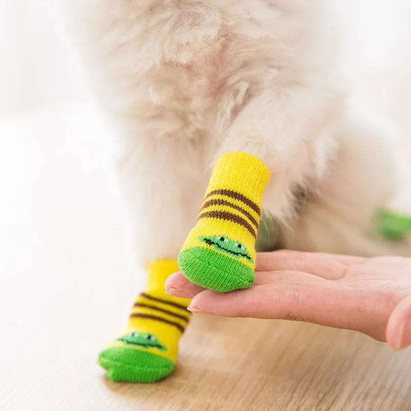 4pcs Pet Socks Dog Socks Breathable Anti-Slip Puppy Shoes Pet Cat Socks Dog Shoes For Small Breeds Spitz York Dogs Chihuahua