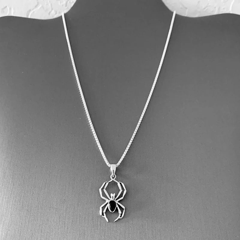 Huitan Cute Spider Animal Pendant Necklace for Girls Silver Color Chain Necklace Y2K Style Women Neck Accessories Trendy Jewelry